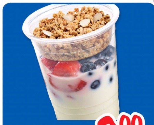 Real Canadian Superstore: Mixed Berry or Greek Yogurt Parfaits 